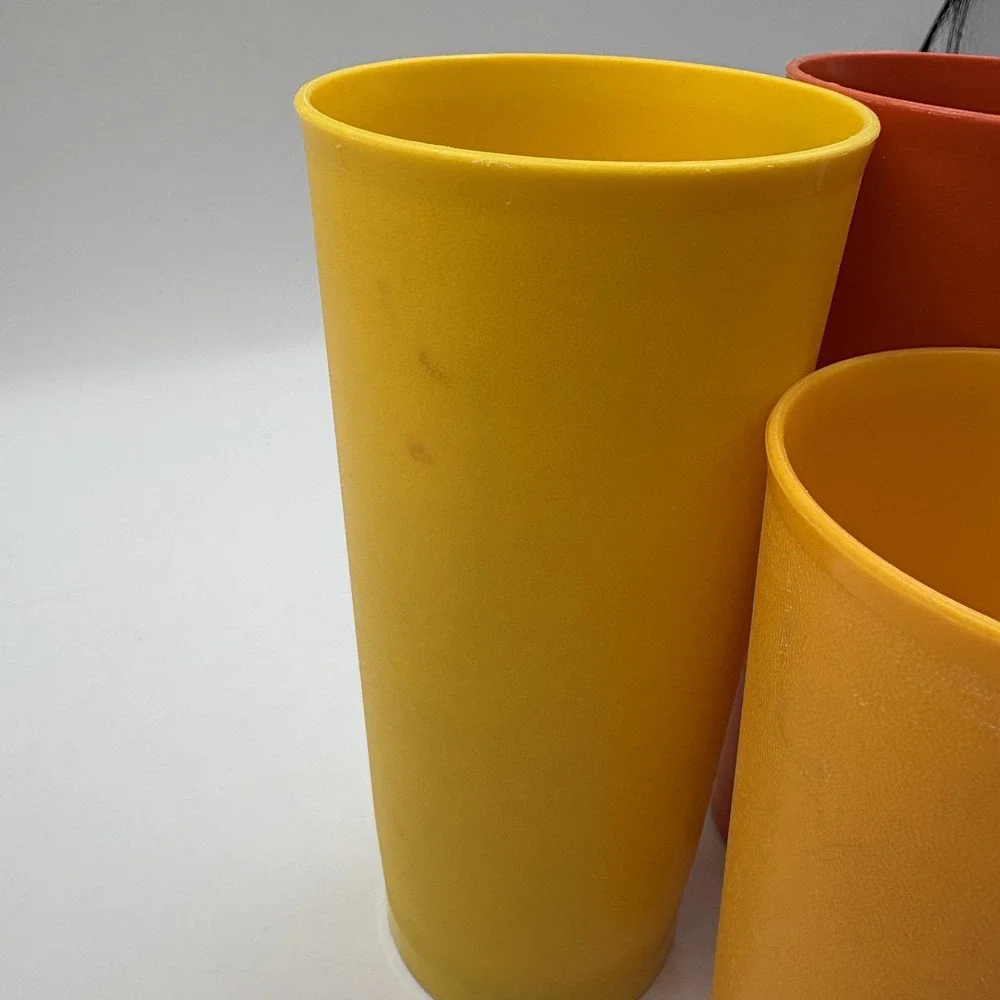 Tupperware Tumblers Set Of 3 Yellow Orange Plastic Drinking Glasses Vintage‎